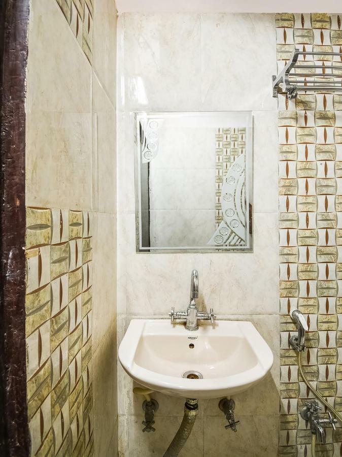 Oyo 48665 Kesar Palace Amer Екстериор снимка